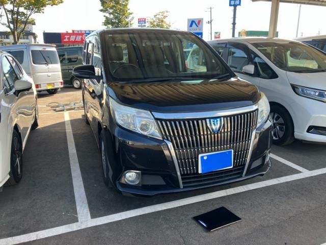 Mazda Bongo front view