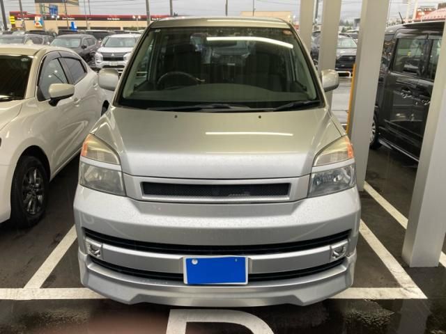2011 Mazda Bongo Van