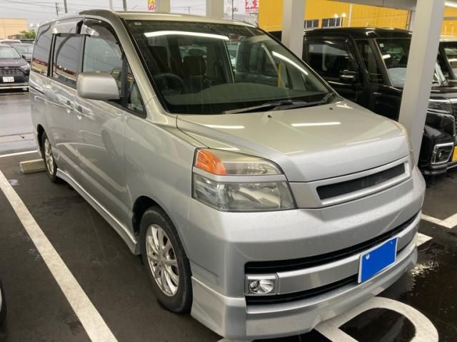 Mazda Bongo rear view