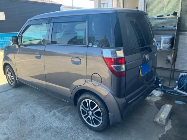 Mazda Bongo rear view