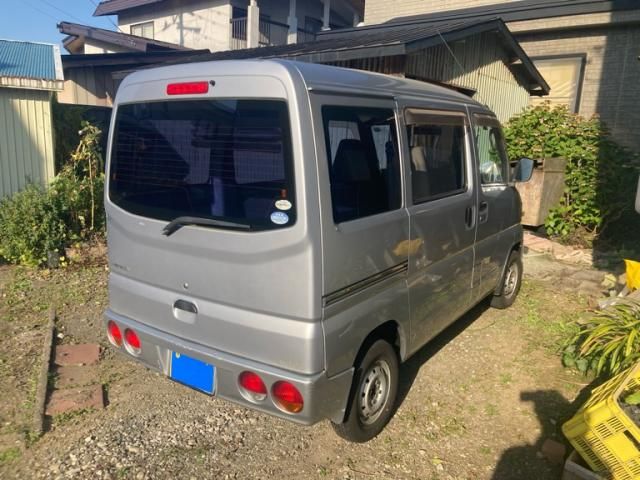 Mazda Bongo rear view