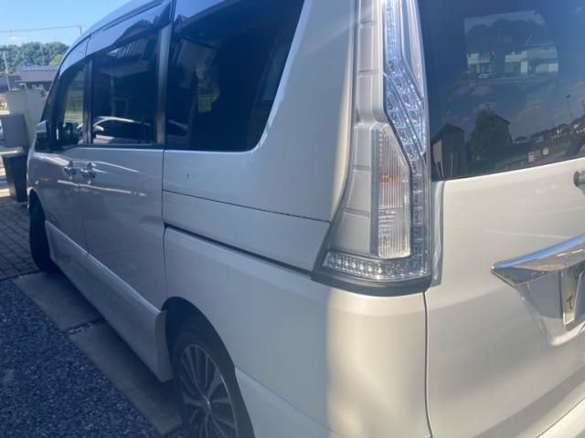 Mazda Bongo rear view