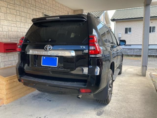 Mazda Bongo rear view