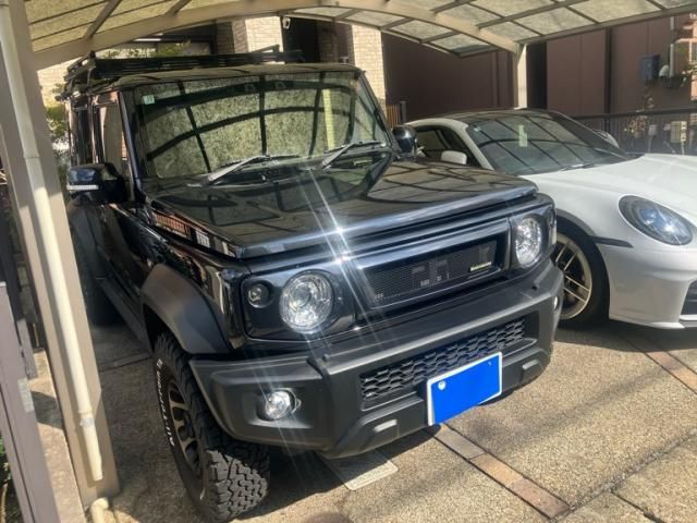 Mazda Bongo front view