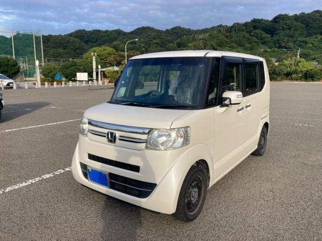 Mazda Bongo rear view
