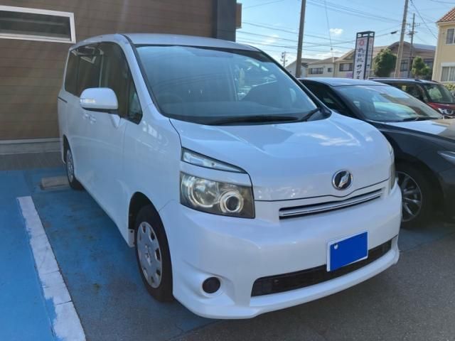 2011 Mazda Bongo Van