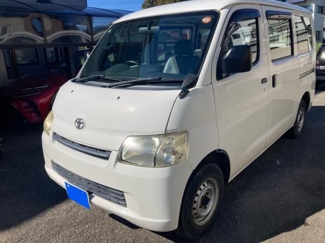 Mazda Bongo rear view