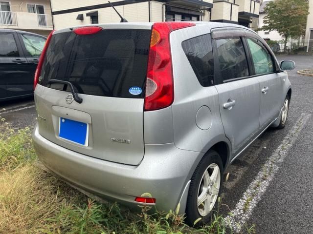 Mazda Bongo rear view