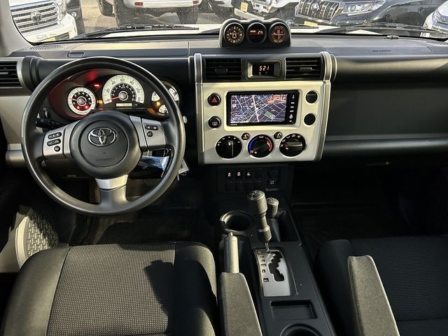 Mazda Bongo front view