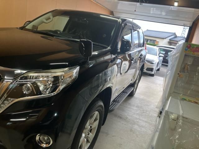 Mazda Bongo front view