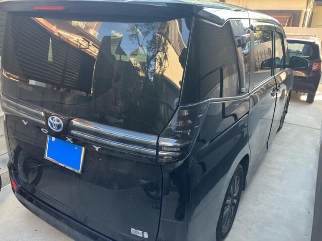 Mazda Bongo rear view