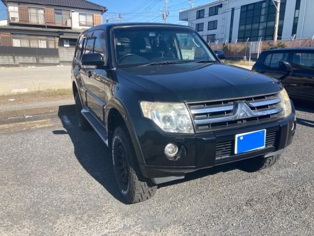 Mazda Bongo rear view