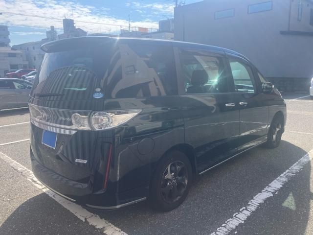 Mazda Bongo front view