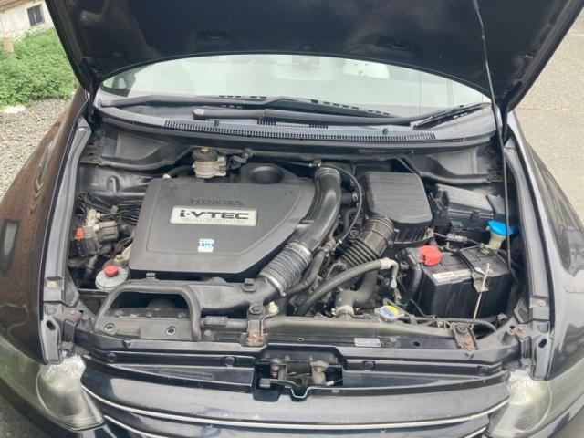 Mazda Bongo front view