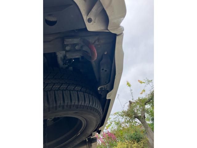 Mazda Bongo front view