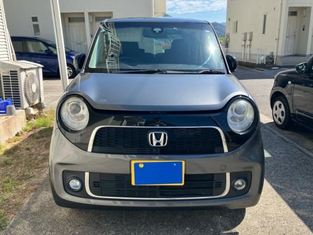 Mazda Bongo front view