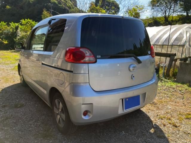 Mazda Bongo front view