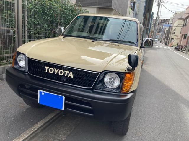 Mazda Bongo rear view