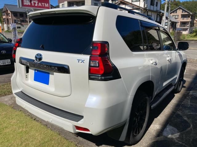 Mazda Bongo rear view