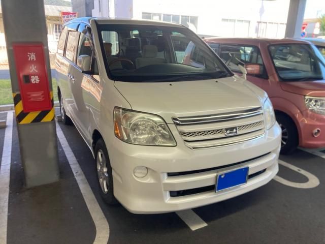 Mazda Bongo rear view