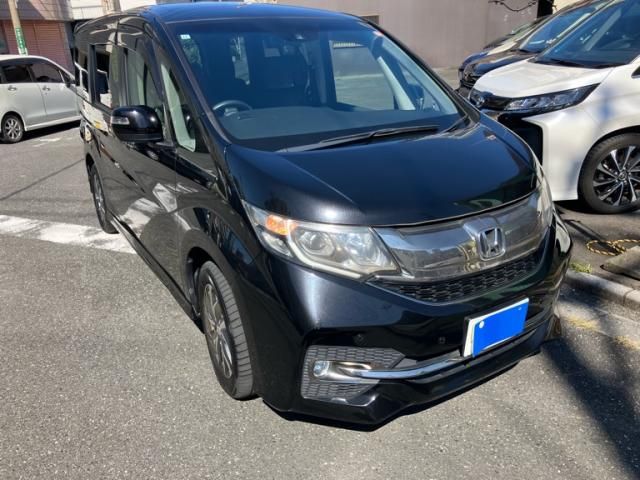 Mazda Bongo rear view