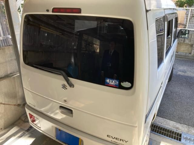 Mazda Bongo front view