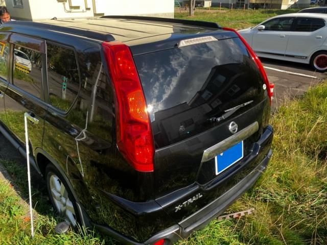 Mazda Bongo rear view