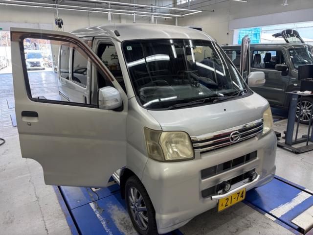 2011 Mazda Bongo Van