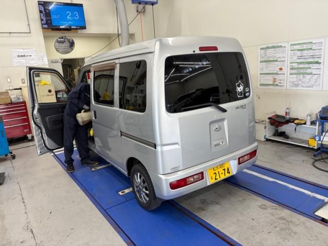 Mazda Bongo front view
