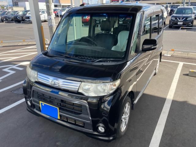 Mazda Bongo front view