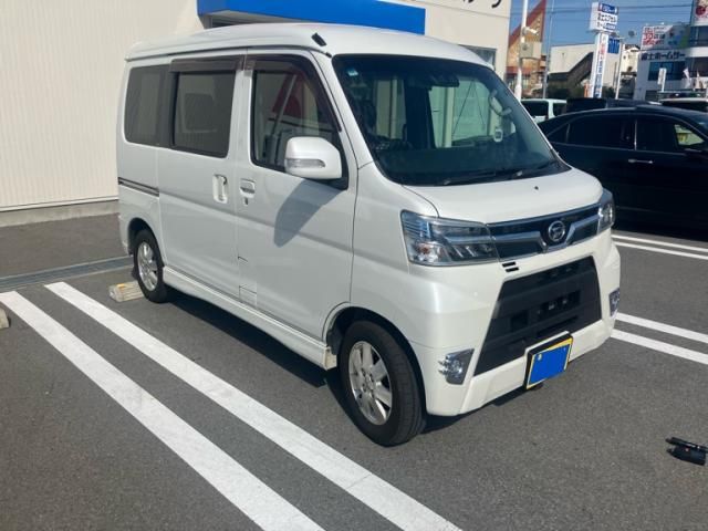 Mazda Bongo rear view