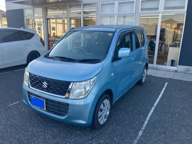 Mazda Bongo rear view
