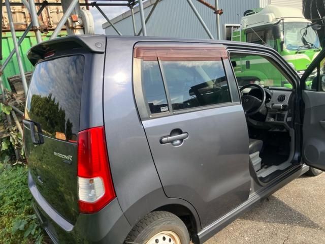Mazda Bongo front view