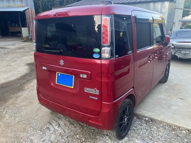 Mazda Bongo rear view