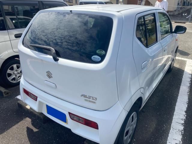 Mazda Bongo rear view