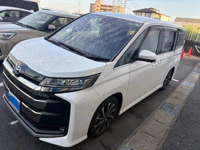 2011 Mazda Bongo Van