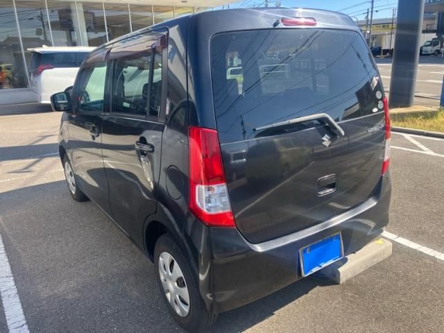 Mazda Bongo rear view