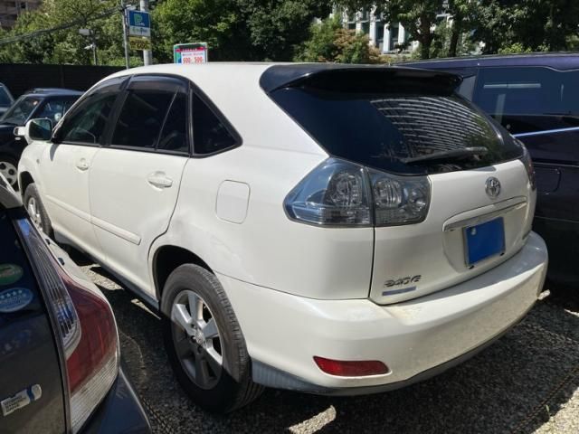 Mazda Bongo front view