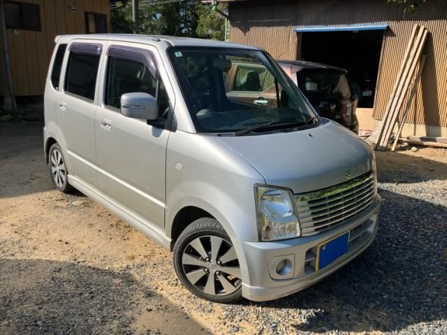 Mazda Bongo rear view