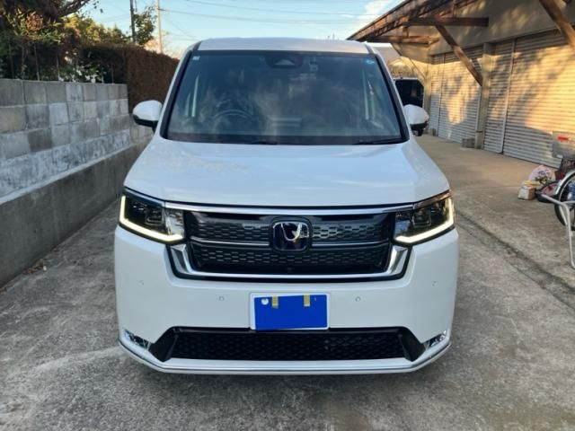 2011 Mazda Bongo Van