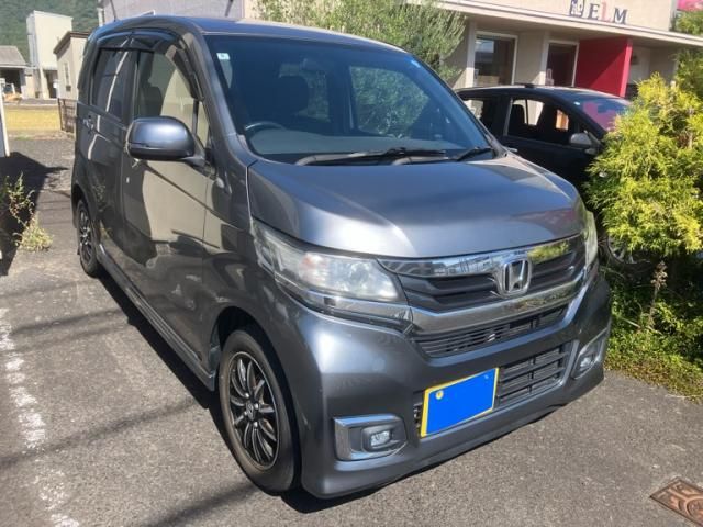 Mazda Bongo front view