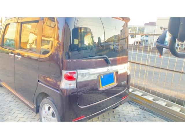 Mazda Bongo front view