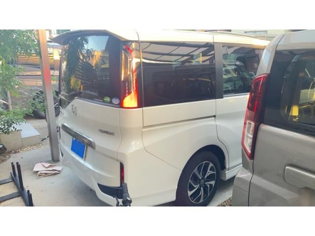 Mazda Bongo front view