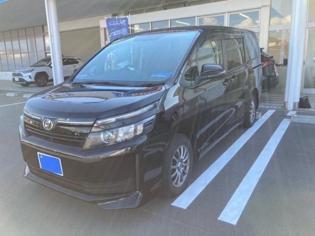 2011 Mazda Bongo Van