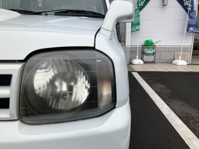 Mazda Bongo rear view