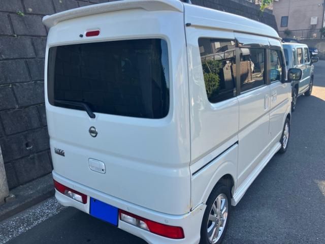 Mazda Bongo rear view