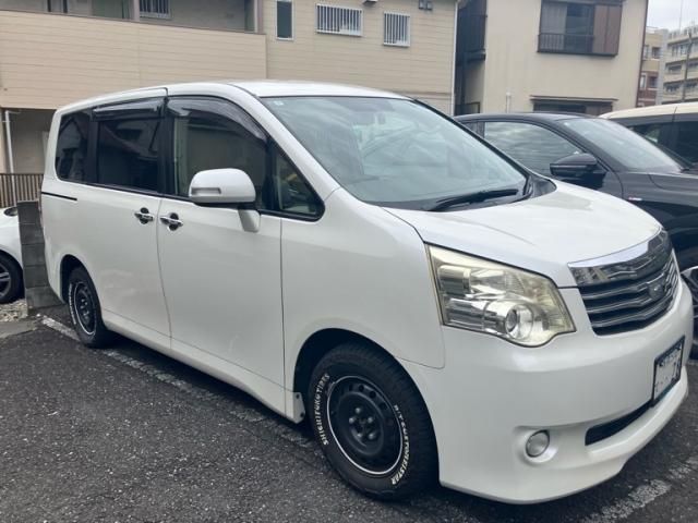 2011 Mazda Bongo Van