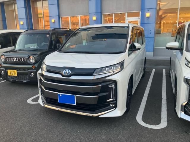 2011 Mazda Bongo Van