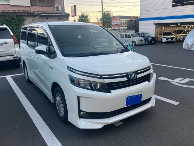 2011 Mazda Bongo Van