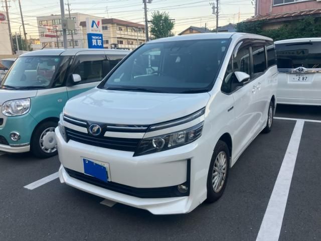 Mazda Bongo rear view
